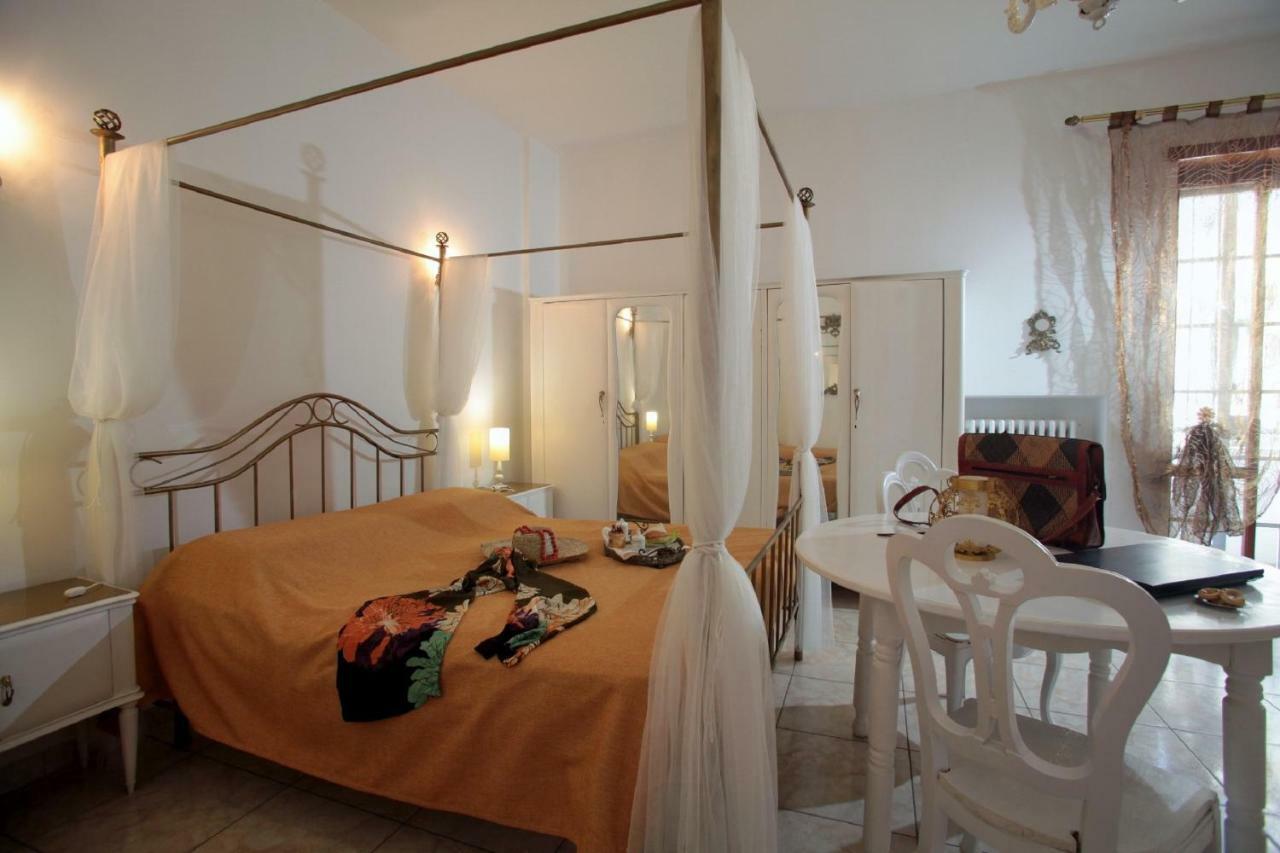 Zo. Ne. Baroque B&B Lecce Eksteriør billede