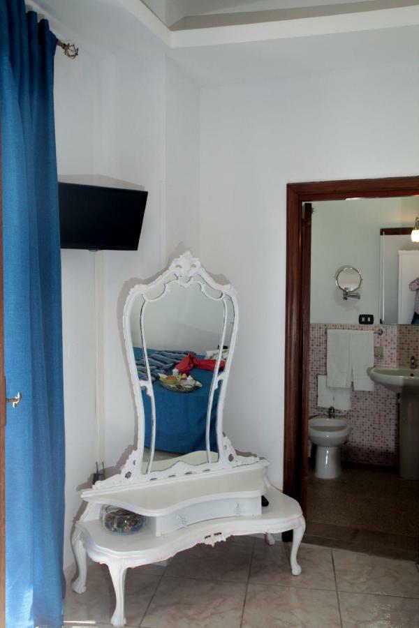 Zo. Ne. Baroque B&B Lecce Eksteriør billede